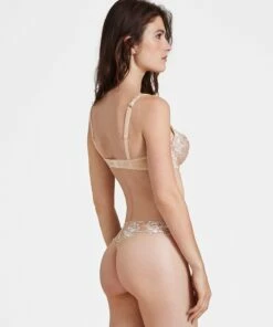 Mélodie D’Été Tanga